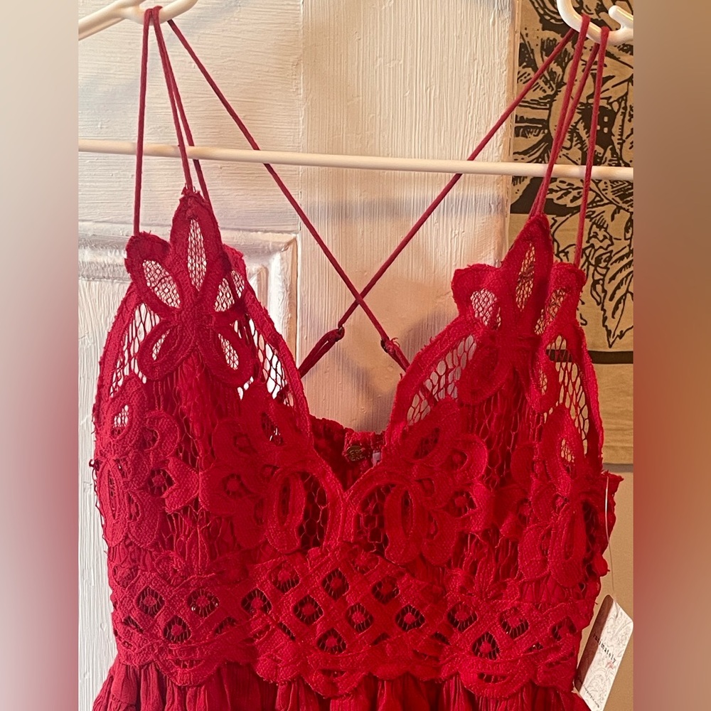 ❤️ BOGO ❤️ Free People Adella Strappy Lace Bodice Peplum Camisole in Cherry Red - Picture 6 of 10